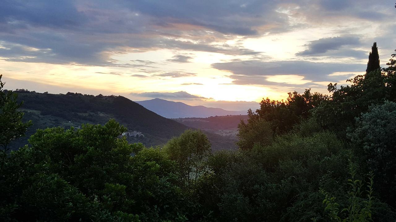 منزل الضيف Il Poggiolo Di Parrano المظهر الخارجي الصورة